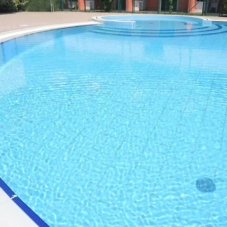 Adorable With Swimming Pool * ビビオーネ